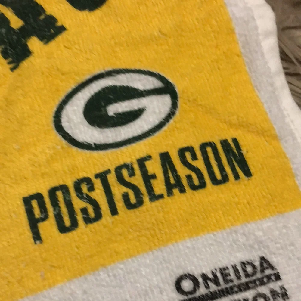 NWT Vintage 2015-Green Bay Packers Cotton “Golf” Towel-17x14-Kohl’s Dept Store